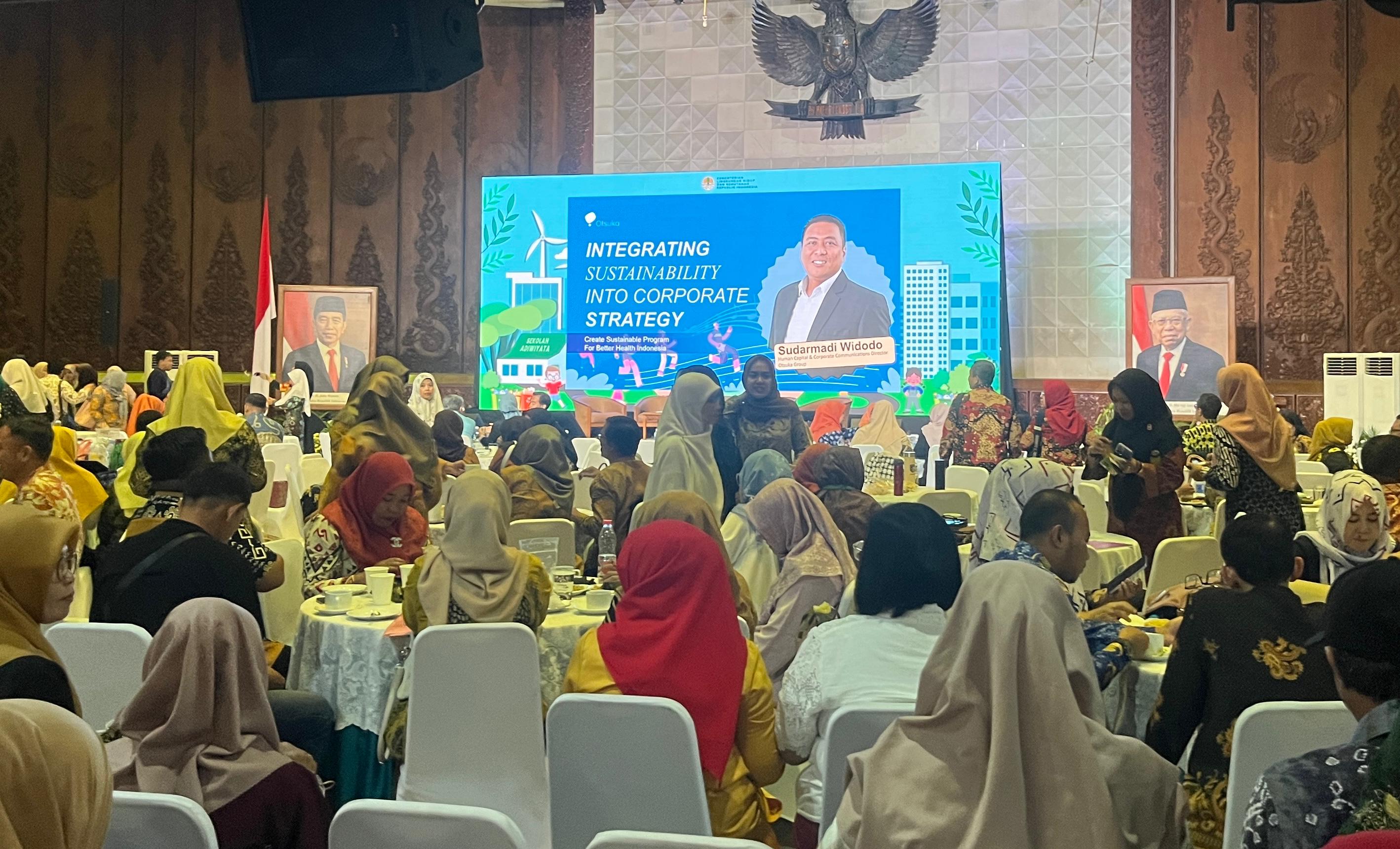 ECO BLUE SCHOOL AJAK ANAK SMA JADI GUARDIAN OF BLUE PLANET DI PENGHARGAAN SEKOLAH ADIWIYATA 2024 detail 0